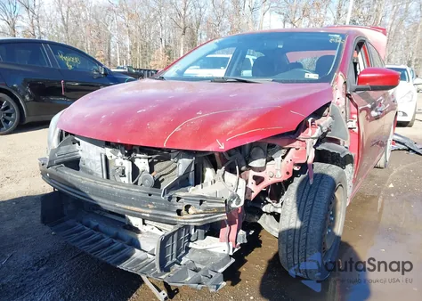 2014 Nissan Sentra Fe+ S/Fe+ Sv/S/Sl/Sr/Sv z USA, uszkodzony, nr VIN 3N1AB7AP7EY260396